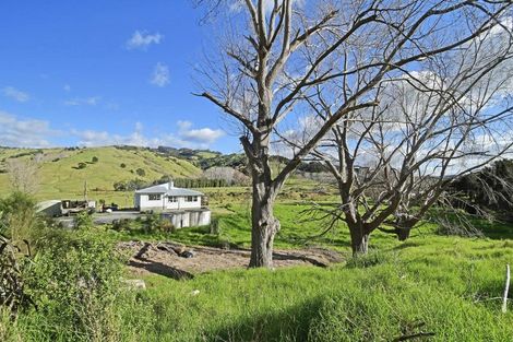 Photo of property in 877 Pakiri Road, Pakiri, Wellsford, 0972