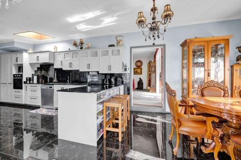 Photo of property in 24 Castle Street, Eltham, 4322