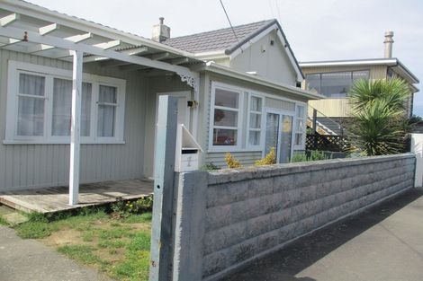 Photo of property in 2 Tory Street, Petone, Lower Hutt, 5012