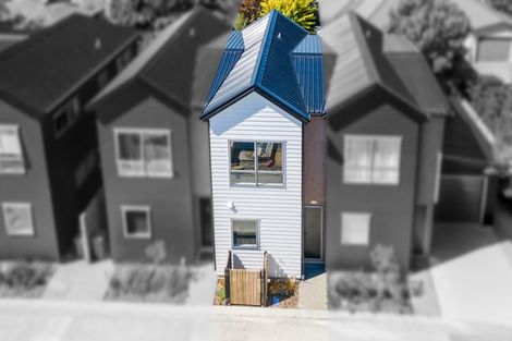 Photo of property in 2/10 Marion Street, Silverstream, Upper Hutt, 5019