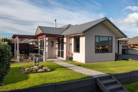 Photo of property in 10 Juniper Close, Alexandra, 9320