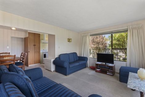 Photo of property in 2/61 Sarabande Avenue, Redwood, Christchurch, 8051