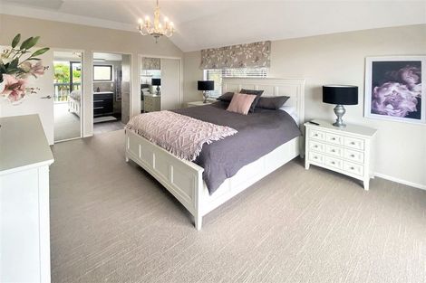 Photo of property in 76 Mount Pleasant Road, Mount Pleasant, Christchurch, 8081