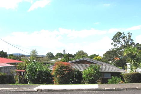Photo of property in 9 Mason Street, New Lynn, Auckland, 0600