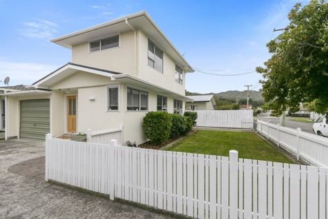 Photo of property in 4a Guiness Street, Avalon, Lower Hutt, 5011