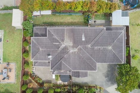 Photo of property in 5 Kouras Place, Flat Bush, Auckland, 2016