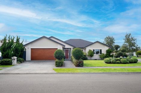 Photo of property in 2 Akaroa Road, Poraiti, Napier, 4112