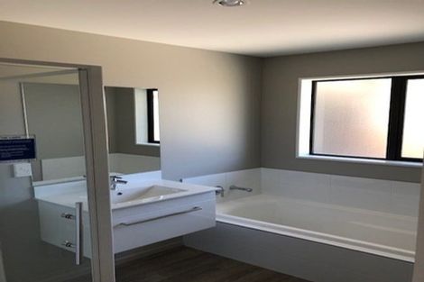 Photo of property in 3 Oakdene Place, Halswell, Christchurch, 8025