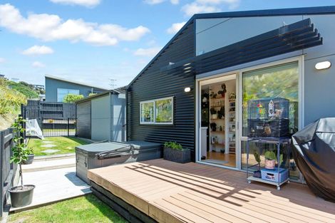 Photo of property in 145 Navigation Drive, Whitby, Porirua, 5024