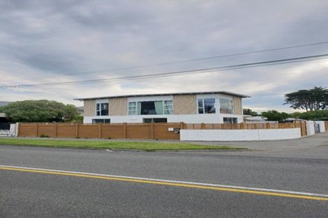 Photo of property in 361 Marine Parade, New Brighton, Christchurch, 8061