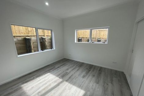 Photo of property in 75a Andrew Road, Howick, Auckland, 2010