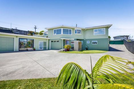 Photo of property in 5 Scott Street, Moturoa, New Plymouth, 4310