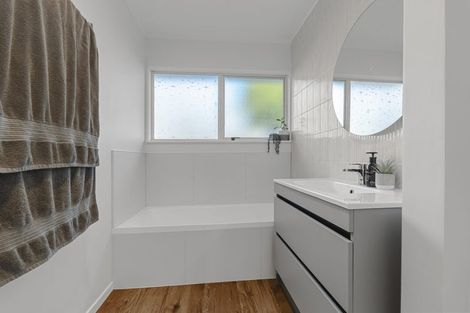 Photo of property in 27a Norwich Avenue, Spotswood, New Plymouth, 4310