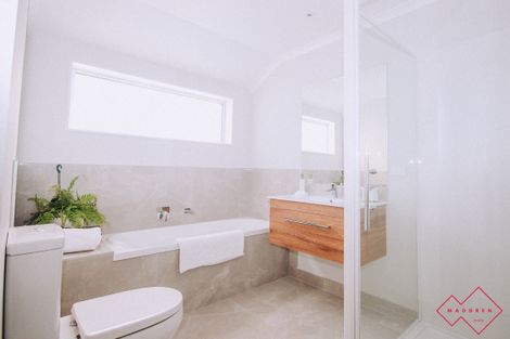 Photo of property in 31 Nellie Drive, Kumeu, 0810