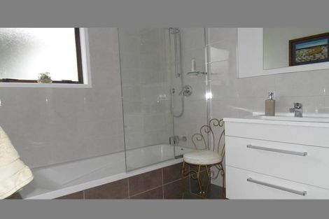 Photo of property in 59 Arrowsmith Road, Waitakere, Henderson, 0782