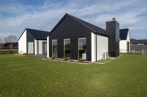 Photo of property in 2 Elm Tree Lane, Huntingdon, Ashburton, 7774