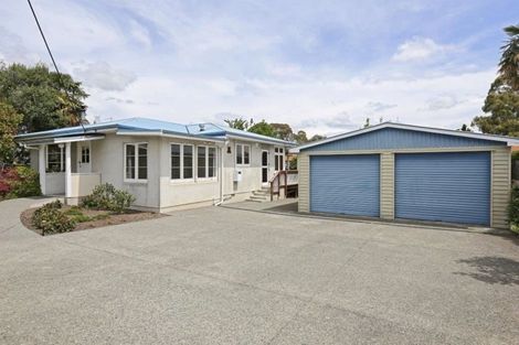 Photo of property in 5 Arataki Road, Havelock North, 4130