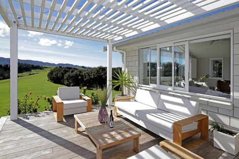 Photo of property in 33 Rua Road, Mangawhai, 0573