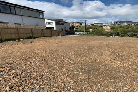 Photo of property in 30 Kotiu Place, Massey, 0614