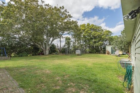 Photo of property in 15 Collingwood Road, Waiuku, 2123