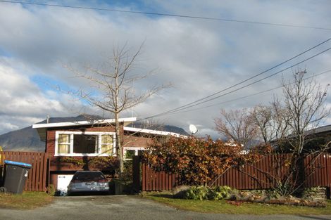 Photo of property in 7 Panorama Terrace, Queenstown, 9300