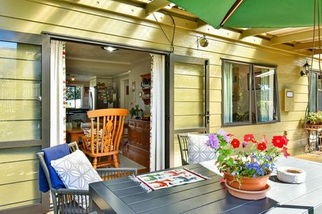 Photo of property in 1/17 Churchill Road, Cockle Bay, Auckland, 2014