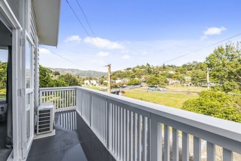 Photo of property in 33 Thomas Street, Stokes Valley, Lower Hutt, 5019