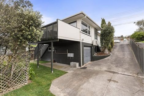 Photo of property in 234 Triangle Road, Massey, Auckland, 0614