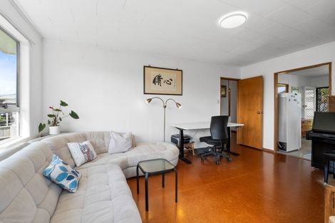 Photo of property in 12 Kereru Place, Half Moon Bay, Auckland, 2012