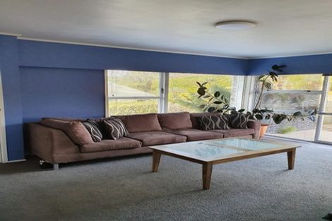 Photo of property in 2/66 Becroft Drive, Forrest Hill, Auckland, 0620