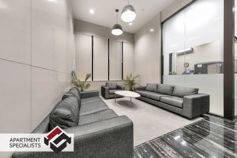 Photo of property in 75 Victoria Avenue, Palmerston North, 4410