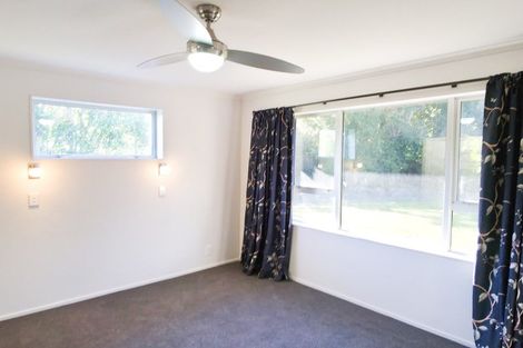 Photo of property in 22 Alexander Street, Waikanae, 5036