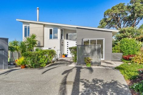 Photo of property in 79 Hauraki Road, Leigh, Warkworth, 0985