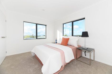 Photo of property in 55b Willerton Avenue, New Lynn, Auckland, 0600