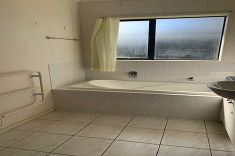 Photo of property in 48 Matarangi Road, East Tamaki, Auckland, 2013