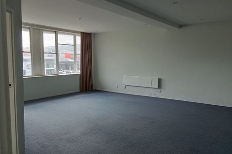 Photo of property in Grandstand Apartments, 37/80 Kent Terrace, Mount Victoria, Wellington, 6011