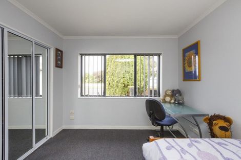 Photo of property in 82 Amberley Avenue, Highbury, Palmerston North, 4412