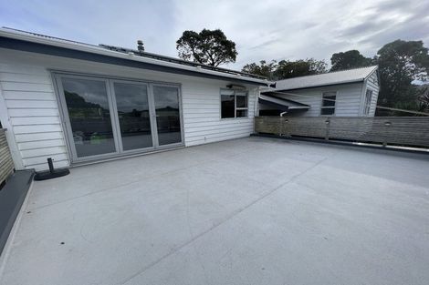 Photo of property in 12 Buxton Avenue, Karori, Wellington, 6012