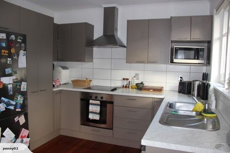 Photo of property in 19 Romney Square, Tawa, Wellington, 5028