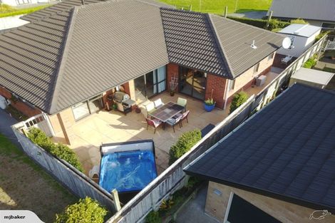 Photo of property in 24 Ainslee Street, Highlands Park, New Plymouth, 4312