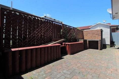 Photo of property in 1/194 Te Irirangi Drive, Flat Bush, Auckland, 2023