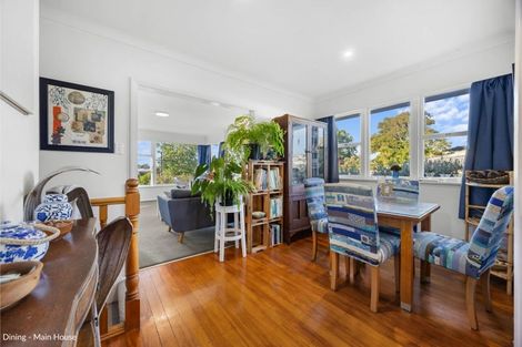 Photo of property in 14 Sherwood Avenue, Te Atatu South, Auckland, 0610