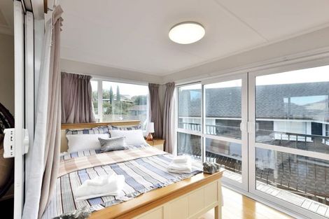 Photo of property in 5 Bellcroft Place, Belmont, Auckland, 0622