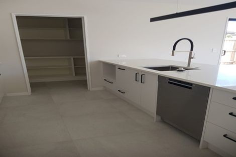 Photo of property in 18 Helen Place, Halswell, Christchurch, 8025