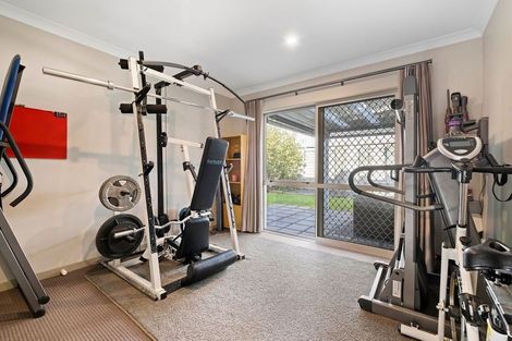 Photo of property in 42 Aberley Road, Schnapper Rock, Auckland, 0632