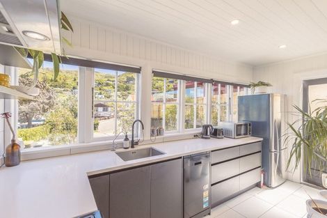 Photo of property in 40 Canterbury Street, Lyttelton, 8082
