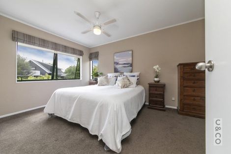 Photo of property in 5 Muriwai Road, Waimauku, 0812