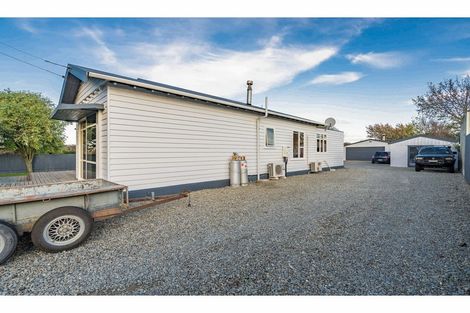 Photo of property in 74 Dalry Street, Wallacetown, 9816