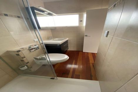 Photo of property in 26 West Lynn Road, Titirangi, Auckland, 0604