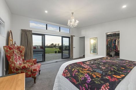 Photo of property in 42 Glade Park Lane, Shannon, Palmerston North, 4474